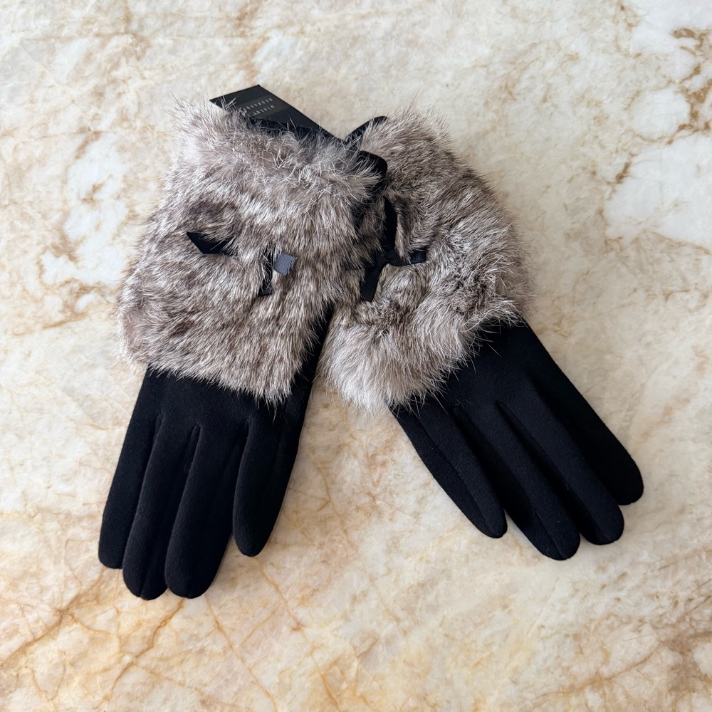 Elegant Black Fur-Trimmed Gloves - NWT